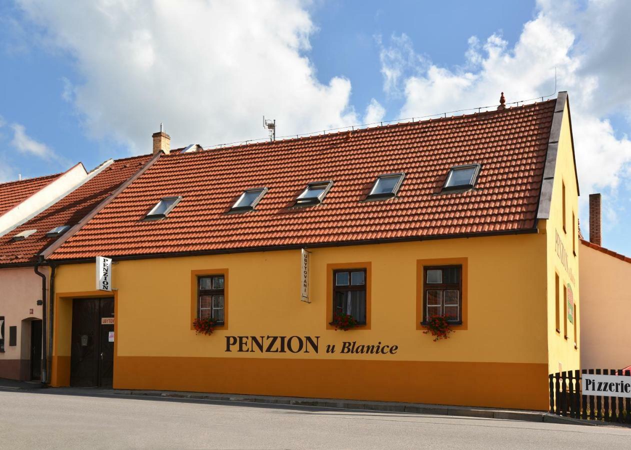 Penzion U Blanice Husinec  ภายนอก รูปภาพ